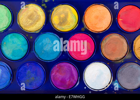 Nahaufnahme von chaotisch Wasser Farbe Farbe Kasten Textur Hintergrund. Stockfoto
