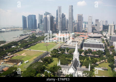 Ein Blick auf das zentrale Geschäftsviertel in Singapur. Stockfoto