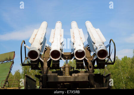 Flak Luft-Verteidigung-Raketen auf position Stockfoto