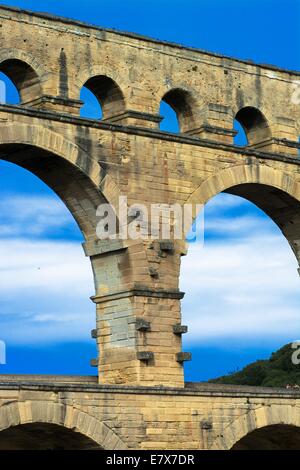 Der Pont du Gard, römische Aquädukt, Gard, Languedoc-Roussillon, Frankreich, Europa Stockfoto