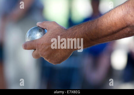 Petanque Spiel in Fontvieille, Bouches-du-Rhône, Provence-Alpes-Cote d ' Azur, Frankreich, Stockfoto