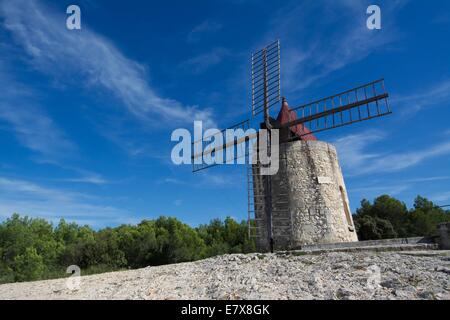 Moulin de Daudet, Windmühle von Alphonse Daudet, Fontvieille, Provence-Alpes-Cote d ' Azur, Frankreich, Europa. Stockfoto