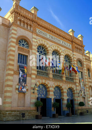 Das Theater namens "Gran Teatro Falla" in Cadiz Stockfoto