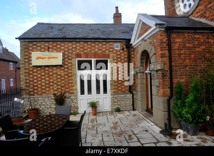 Trinity Kohl & Kondome bicester Stockfoto