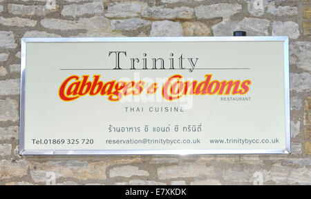 Trinity Kohl & Kondome bicester Stockfoto