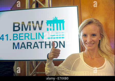 Berlin, Deutschland. 25. Sep, 2014. US-Langstreckenläufer Shalane Flanagan beteiligt sich an einer Pressekonferenz anlässlich der 41. Auflage des Berlin-Marathon in Berlin, Deutschland, 25. September 2014. Bildnachweis: Dpa picture Alliance/Alamy Live News Stockfoto