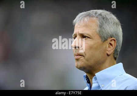 Manager Lucien Favre (Borussia Moenchengladbach) Stockfoto