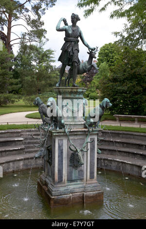 Brunnen von Diana im Garten des Schlosses Fontainebleau, Frankreich Stockfoto