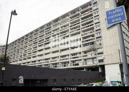 Tenement Wohnblock in Leith, Edinburgh Stockfoto