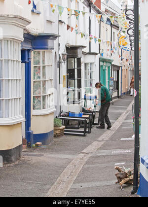 Häuser in einer typischen Straße im Dorf Appledore in North Devon UK, die Gastgeber für einen renommierten jährlichen Literaturfestival Stockfoto