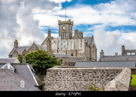 Lerwick, Shetland, Schottland, Vereinigtes Königreich. Blick auf den alten Lerwick, Rathaus, Shetland, Schottland. Gebaut im Jahre 1884. Stockfoto