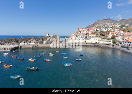 Hafen von Camara de Lobos in der Nähe von Funchal, die Insel Madeira, Portugal Stockfoto