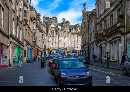 Edinburgh, Scotland, UK - September 2012; Streetview die Stadt Edinburgh, die Hauptstadt von Schottland seit dem 15. Jahrhundert. Stockfoto