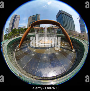 Fountain of Wealth in Suntec City in Singapur, Republik Singapur, es ist die weltweit größte Brunnen Stockfoto