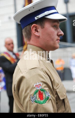 Tempel, London, UK. 27. September 2014. Londons Ulster Tag zum Gedenken an den großen Krieg 1914-1918, mit einer Parade durch London legen Kränze am Ehrenmal Credit: Matthew Chattle/Alamy Live News Stockfoto