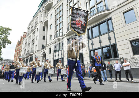 Tempel, London, UK. 27. September 2014. Londons Ulster Tag zum Gedenken an den großen Krieg 1914-1918, mit einer Parade durch London legen Kränze am Ehrenmal Credit: Matthew Chattle/Alamy Live News Stockfoto