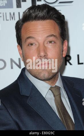 New York, NY, USA. 26. September 2014. Ben Affleck im Ankunftsbereich für GONE GIRL Weltpremiere und Opening Night Gala auf dem 52. New York Film Festival, Alice Tully Hall im Lincoln Center, New York, NY 26. September 2014. Bildnachweis: Kristin Callahan/Everett Collection/Alamy Live-Nachrichten Stockfoto