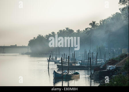 Früh morgens, Sonnenaufgang in der Nähe von Karwar, Karnataka, Stockfoto