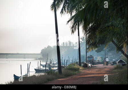 Früh morgens, Sonnenaufgang in der Nähe von Karwar, Karnataka, Stockfoto