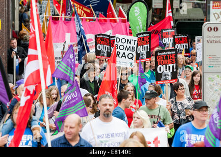 Birmingham, Vereinigtes Königreich. 28. September 2014. Ein März und Rallye, organisiert von der Gewerkschaft-Kongreß unter dem Titel "Midlands braucht A Pay Rise", hat stattgefunden in Birmingham auf Sonntag, 28. September 2014 zeitgleich mit dem Parteitag der Konservativen in Birmingham stattfindet. Bildnachweis: Christopher Middleton/Alamy Live-Nachrichten Stockfoto