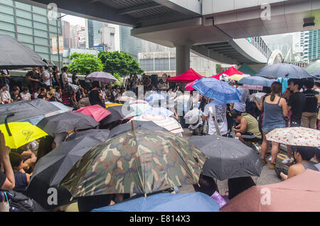 HONG KONG - Juni 20: Demonstranten versammelten sich vor dem Sitz der Regierung am 20. Juni 2014 in Hong Kong. Stockfoto