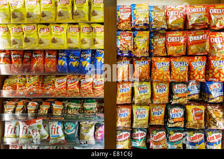 New York, New York, John F. Kennedy International Airport, JFK, Terminal, Gate, Shopping Shopper Shopper Shopper Shops Market Markets Marketplace Buying Selli Stockfoto