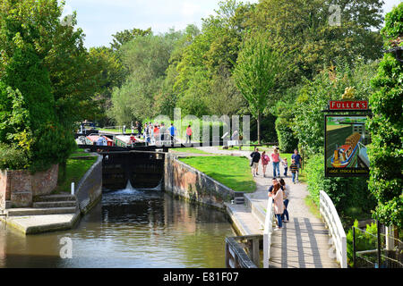 Newbury Sperre für Kennet & Avon Canal, Newbury, Berkshire, England, Vereinigtes Königreich Stockfoto