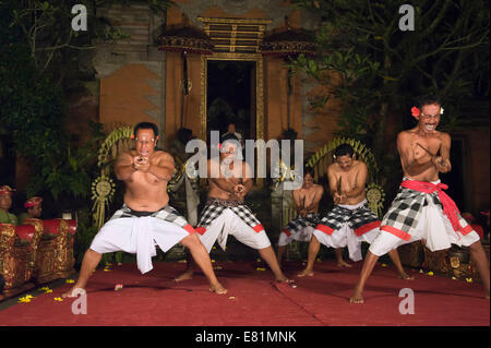 Kris Tanz, Puri Saren Palast, Ubud, Bali, Indonesien Stockfoto