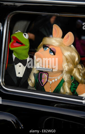 "Muppets Most Wanted" Screening auf das Curzon Mayfair - Ankünfte mit: Konstantin, Kermit der Frosch, Miss Piggy wo: London, Vereinigtes Königreich bei: 24. März 2014 Stockfoto