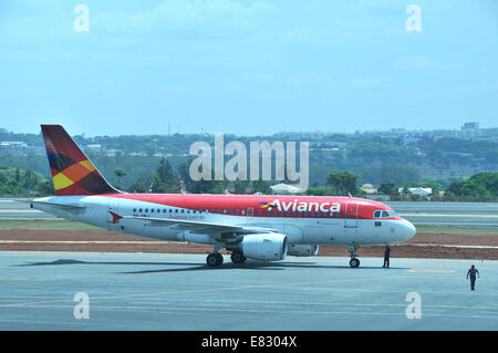 Airbus A 319 der Avianca Airways Flughafen Brasilia Brasilien Stockfoto