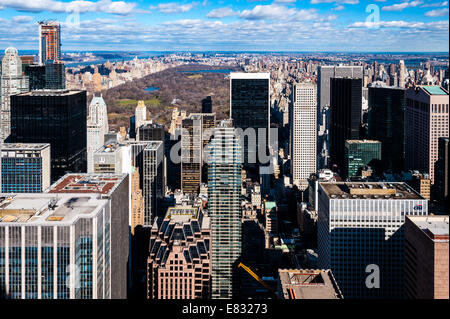 UNS, New York City. Aussicht vom Top of the Rock Aussichtsplattform, 30 Rockefeller Plaza. Central Park. Stockfoto