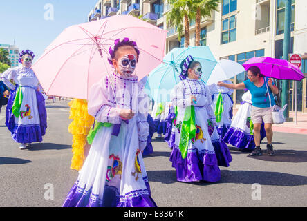 Ein Teilnehmer an der Parade Fiesta Las Vegas statt in Las Vegas Stockfoto