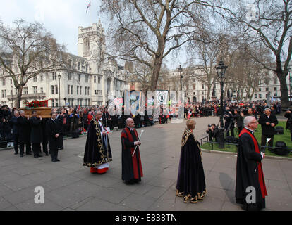 Die Beerdigung von Anthony Benn, 2. Viscount Stansgate am St.-Margarethen Kirche central London mit: Atmosphäre wo: London, Vereinigtes Königreich bei: 27. März 2014 Stockfoto