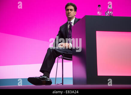 Ed Miliband, Führer der Arbeitspartei, befasst sich der Labour-Partei-Konferenz Stockfoto