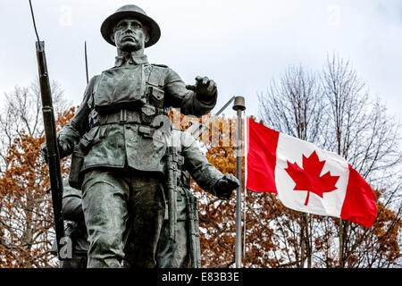 Kriegerdenkmal in Charlottetown, Prince Edward Island errichtet. Stockfoto