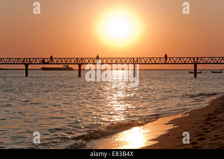 Puente del Vigia Strand, Palos De La Frontera, Provinz Huelva, Region von Andalusien, Spanien, Europa Stockfoto