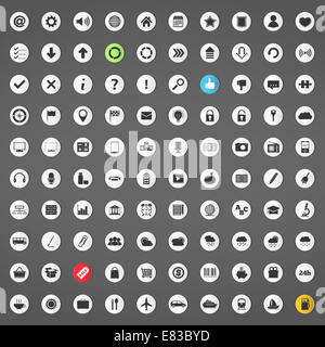 Satz von 100 verschiedene Symbole, Einkaufen, Reisen, Wetter, Verkehr, Navigation, Elektronik, Bildung, Sicherheitsthemen beinhaltet Stockfoto