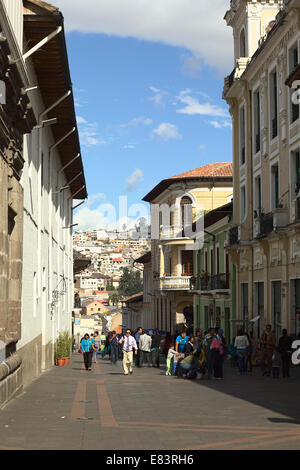 Chile-Straße (Blick nach Südosten) im Zentrum historischen Stadt in Quito, Ecuador Stockfoto