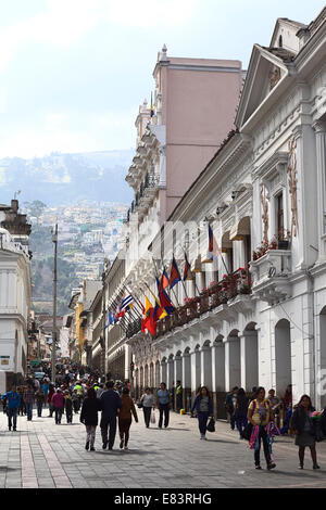 Der Erzbischof den Palast und das Hotel Plaza Grande in Chile Straße im Plaza Grande im Zentrum Stadt in Quito, Ecuador Stockfoto