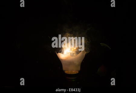 explodierende Glühbirne Stockfoto