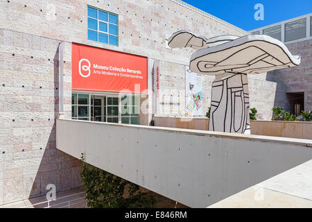Centro Cultural de Belém (Kulturzentrum Belem). Eingang des Museo Berardo Sammlung und andere Ausstellungen. Stockfoto