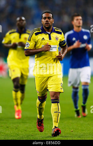 Gelsenkirchen, Deutschland. 30. September 2014. Tavares (Maribor) Fußball: UEFA Champions League-Gruppe G-match zwischen FC Schalke 04 1: 1-NK Maribor in Veltins Arena in Gelsenkirchen, Deutschland. Kredit: D. Nakashima/AFLO/Alamy Live-Nachrichten Stockfoto