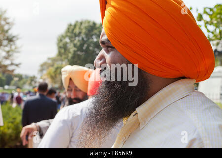 Sikh Mann trägt Dastar - USA Stockfoto