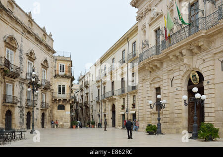 Barocke Hauptplatz in die antike Syrakus Stockfoto