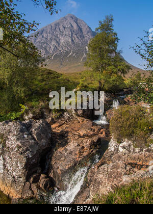 Wasserfälle in der Nähe von Buachaille Etive Mor in Glencoe, Schottland Stockfoto