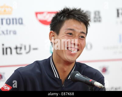 1. Oktober 2014. 1. Oktober 2014. Kei Nishikori (JPN), 1. Oktober 2014 - Tennis: Kei Nishikori Japan spricht auf der Pressekonferenz nach seiner ersten Runde match bei Rakuten Japan Open Tennis Championships 2014 in Tokio am 1. Oktober 2014. Bildnachweis: Motoo Naka/AFLO/Alamy Live-Nachrichten Stockfoto