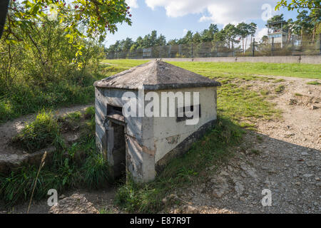 Ehemalige innerdeutsche Grenze, Todeszone, Beobachtung Bunker, US-amerikanischer Aussichtsturm auf der Rückseite, jetzt Gedenkstätten und Museen Stockfoto