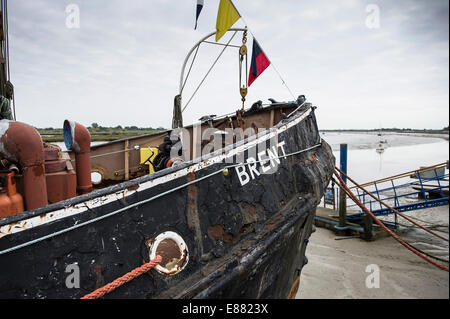 Der Dampf Schlepper Brent vertäut am Hythe Quay in Maldon am Fluss Blackwater in Essex. Stockfoto