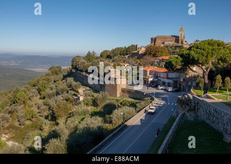 Panorama der Stadt Montalcino in Italien, Tuscany Blick von Festung von Montalcino Stockfoto