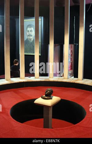 Stalins Tod Maske, ausgestellt im Stalin-Museum in Gori, Georgien, Samstag, 13. September 2014. Stockfoto